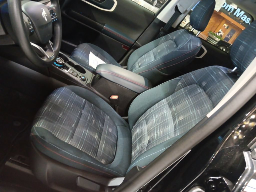 Used 2024 Ford Bronco Sport Heritage AWD/4WD image 6