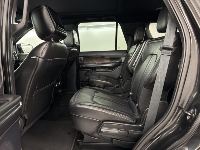 Used 2018 Ford Expedition Limited w/ Equipment Group 301A image 17