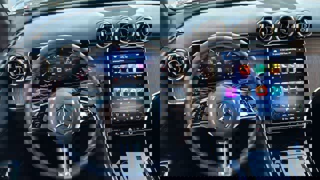 Certified 2025 Mercedes-Benz GLC 300 4MATIC image 26