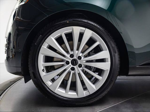 New 2026 Land Rover Range Rover Autobiography AWD/4WD image 12
