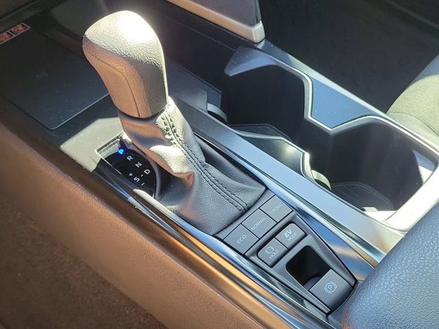 Used 2025 Toyota Camry LE w/ Convenience Package FWD image 30