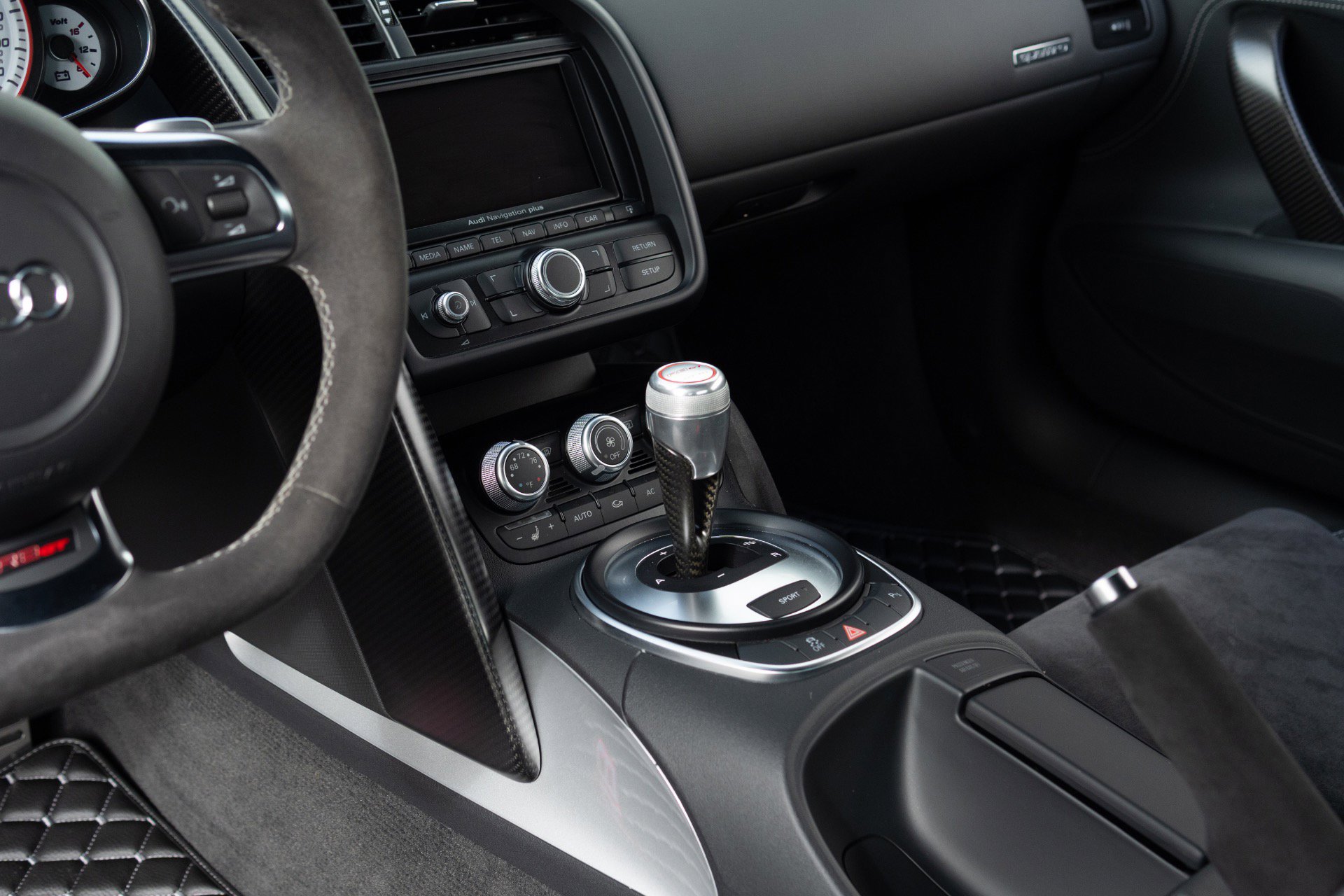 Used 2012 Audi R8 GT AWD/4WD image 49