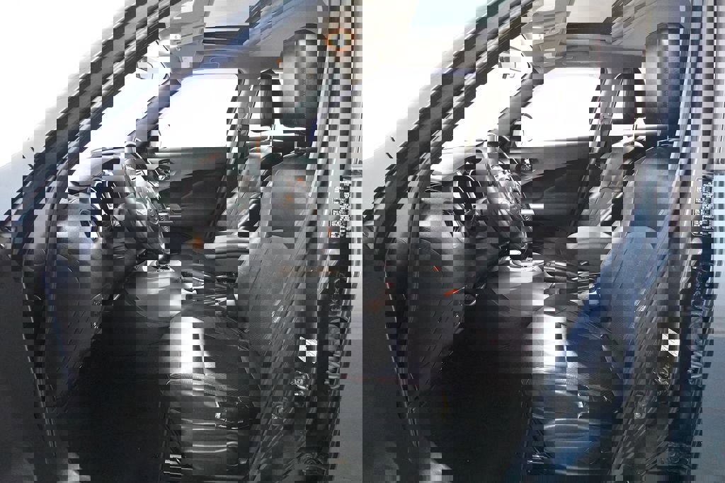 Used 2013 Nissan Juke SL image 22