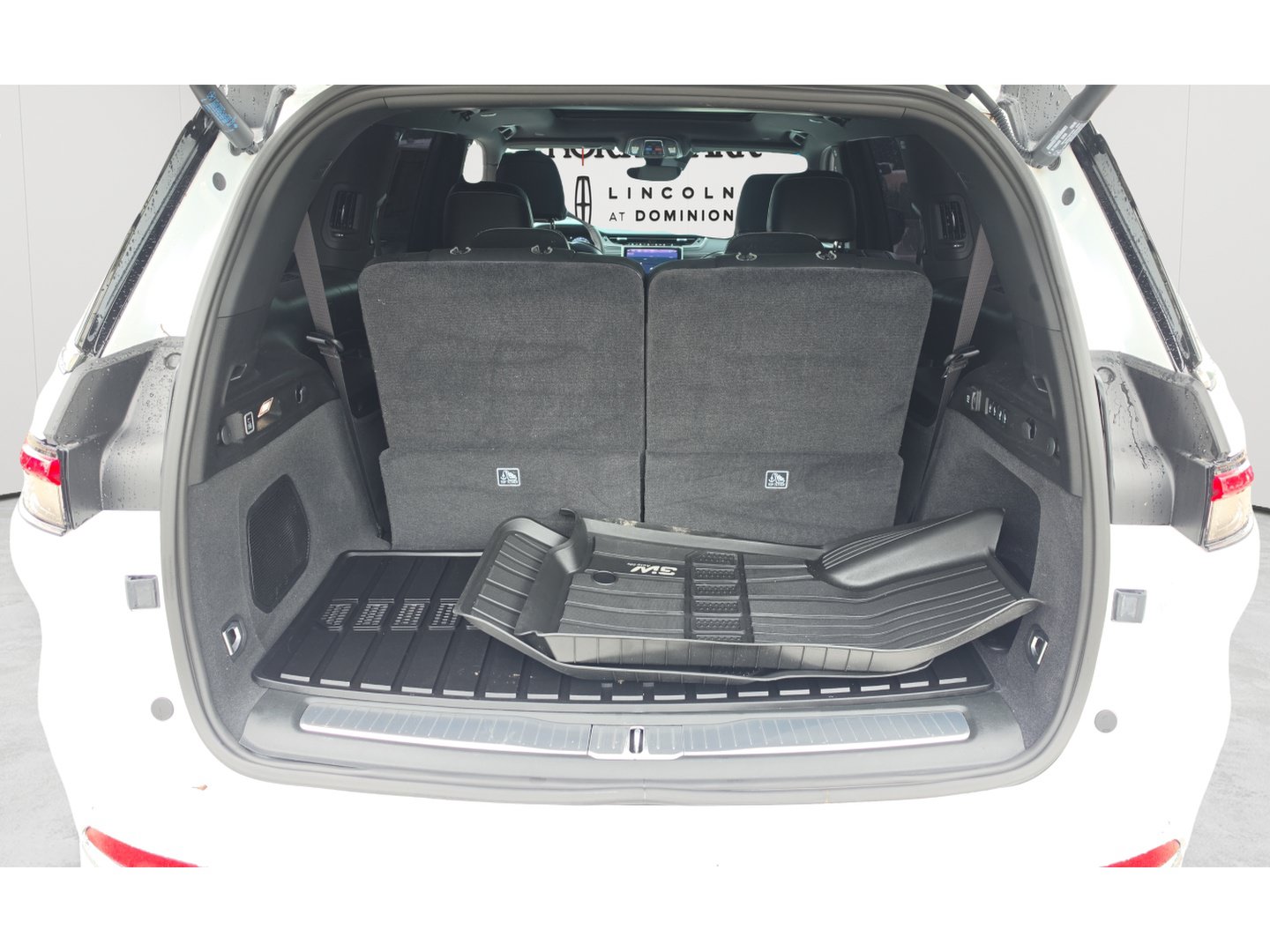 Used 2025 Jeep Grand Cherokee L Overland AWD/4WD image 25