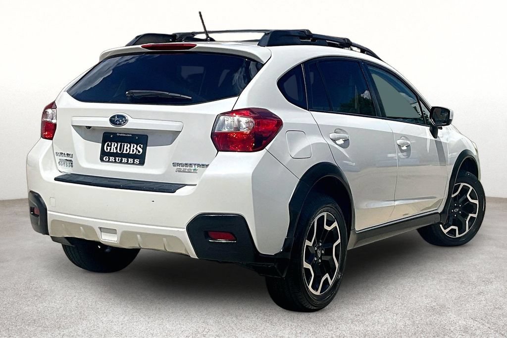 Used 2016 Subaru Crosstrek 2.0i Premium AWD/4WD image 2