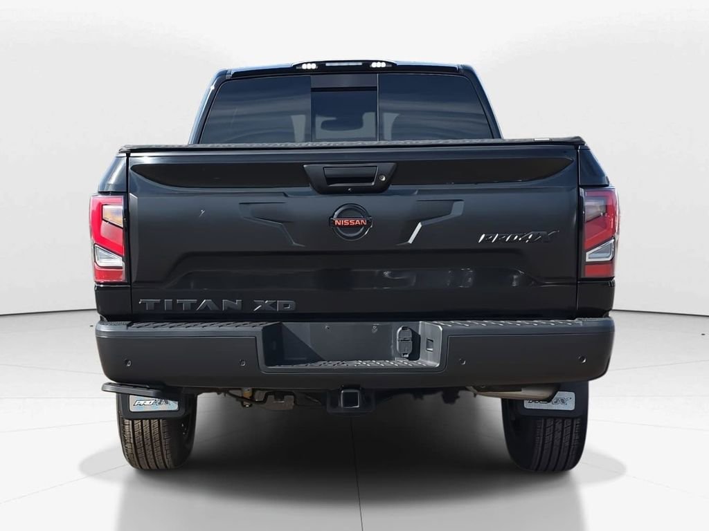 Used 2021 Nissan Titan PRO-4X w/ Pro-4x Convenience Package image 6