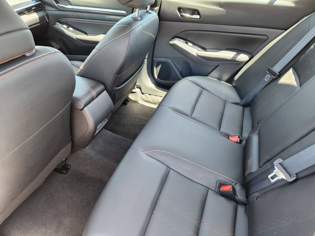 Used 2023 Nissan Altima 2.5 SR w/ SR Premium Package FWD image 26