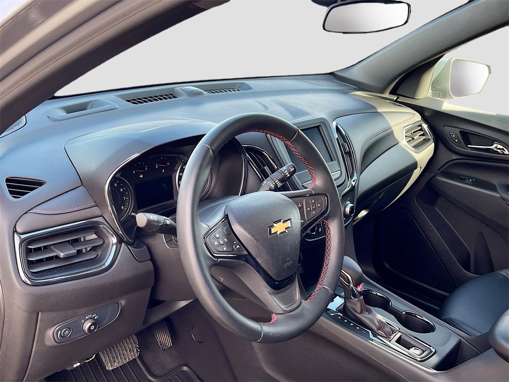 Used 2024 Chevrolet Equinox RS image 9