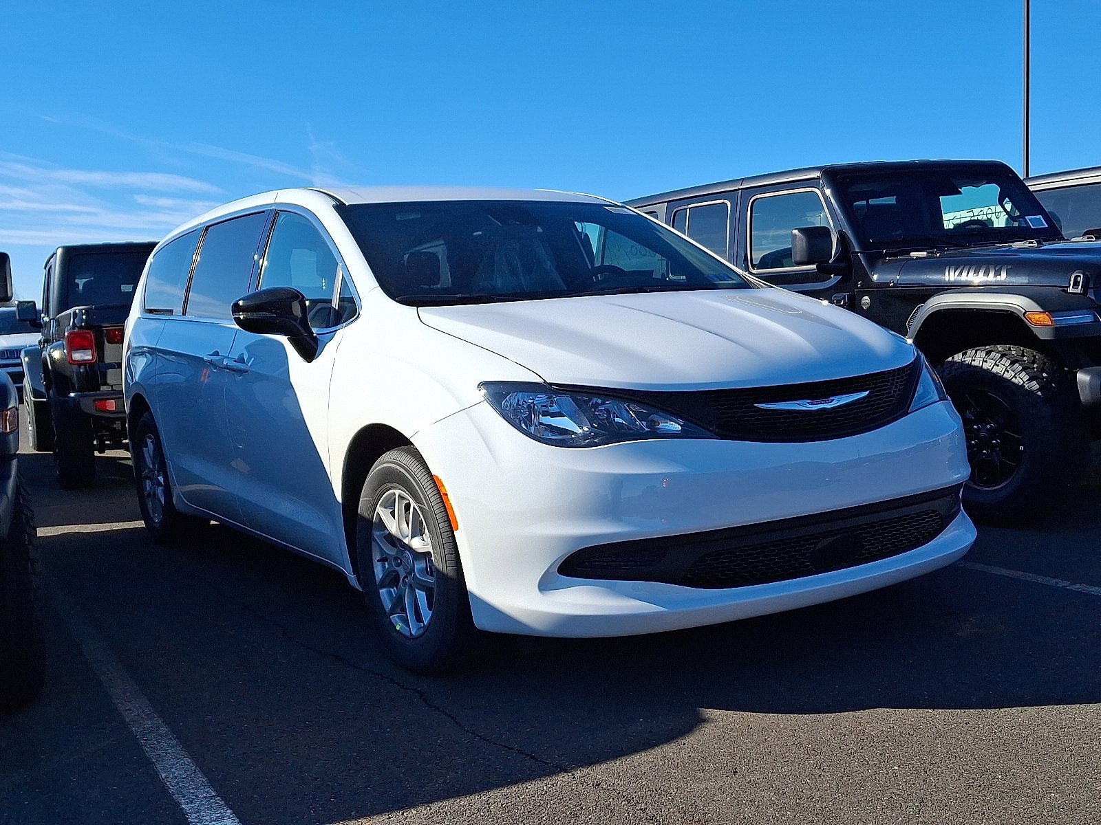 New 2026 Chrysler Voyager LX FWD video 1