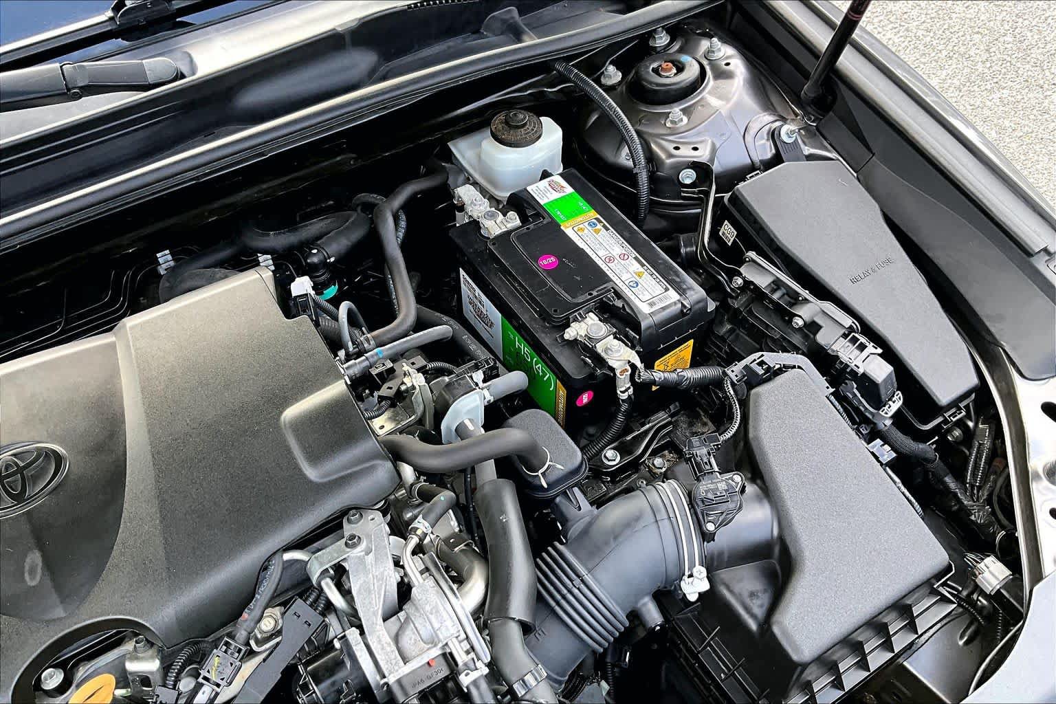 Used 2019 Toyota Camry SE FWD image 32