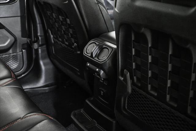 Used 2018 Jeep Wrangler Unlimited Rubicon image 18