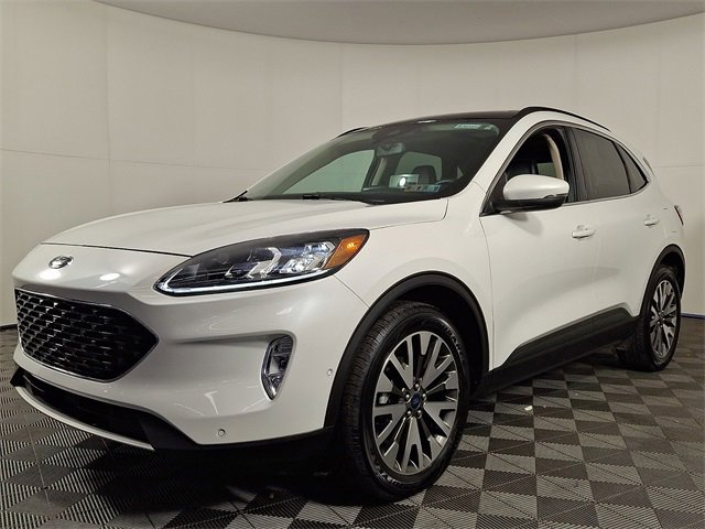 Used 2020 Ford Escape Titanium image 6