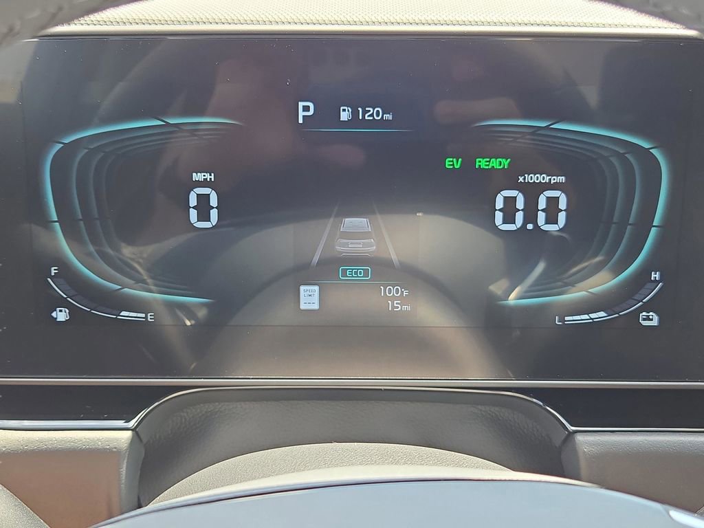 New 2025 Kia Niro EX Touring image 32