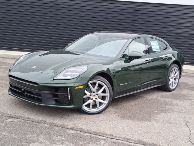 New 2026 Porsche Panamera 4