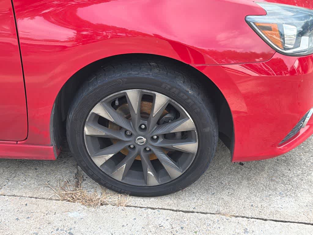 Used 2017 Nissan Sentra SR Turbo FWD image 4