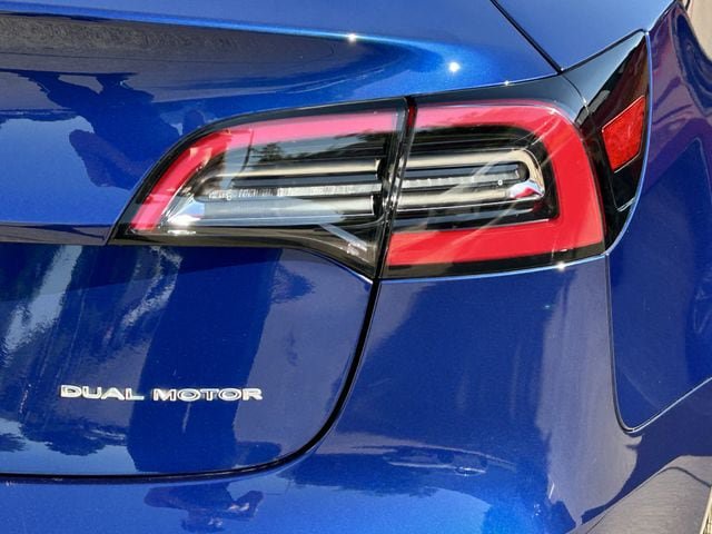 Used 2019 Tesla Model 3 Long Range AWD/4WD image 7