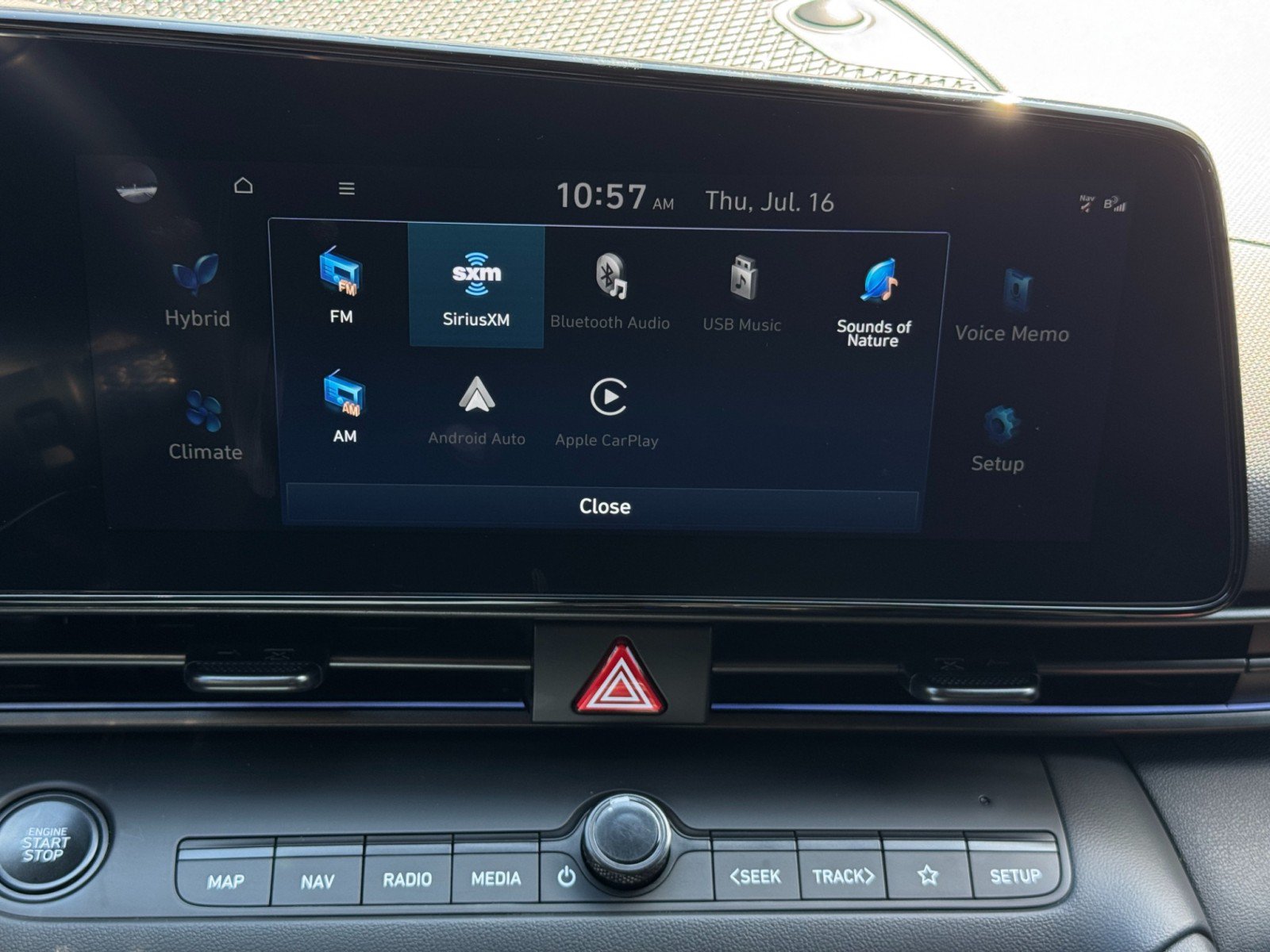 Used 2025 Hyundai Elantra SEL FWD image 25