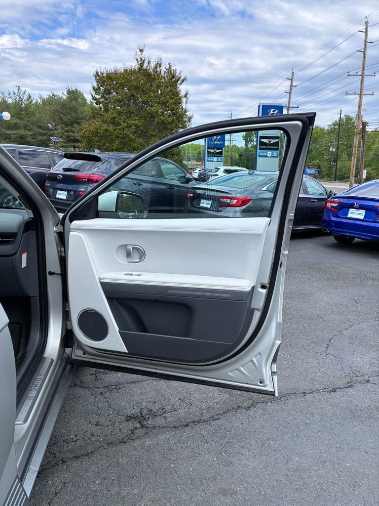 Used 2024 Hyundai Ioniq 5 Limited AWD/4WD image 53