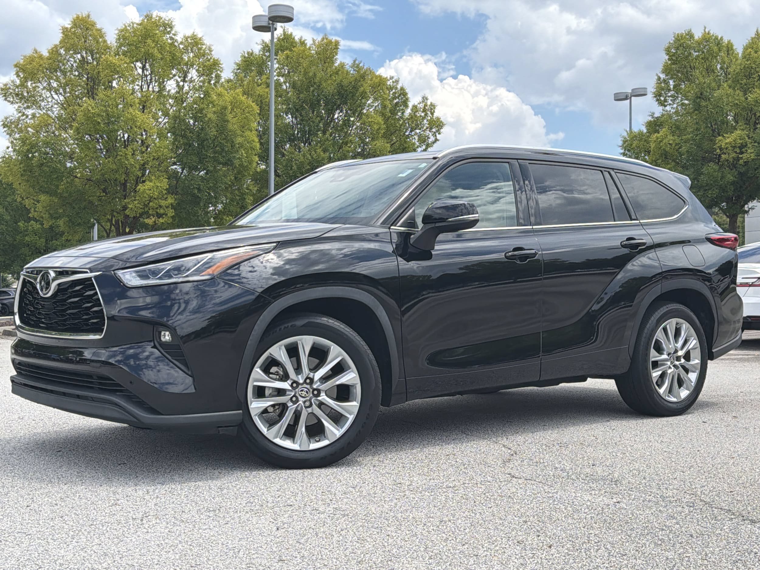 Certified 2021 Toyota Highlander Limited
