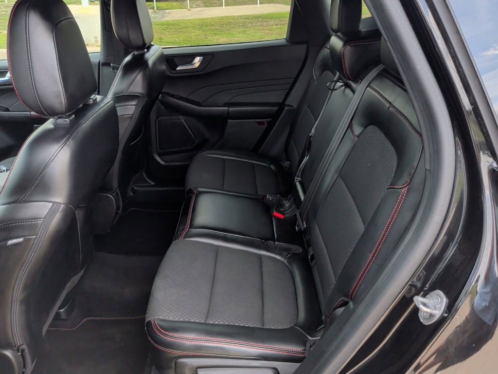 Used 2023 Ford Escape ST-Line image 33