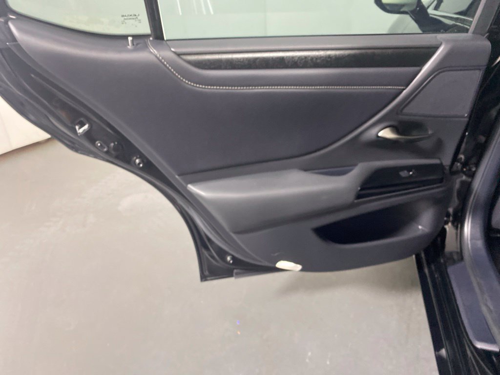 Certified 2022 Lexus ES 350 w/ Premium Package FWD image 27
