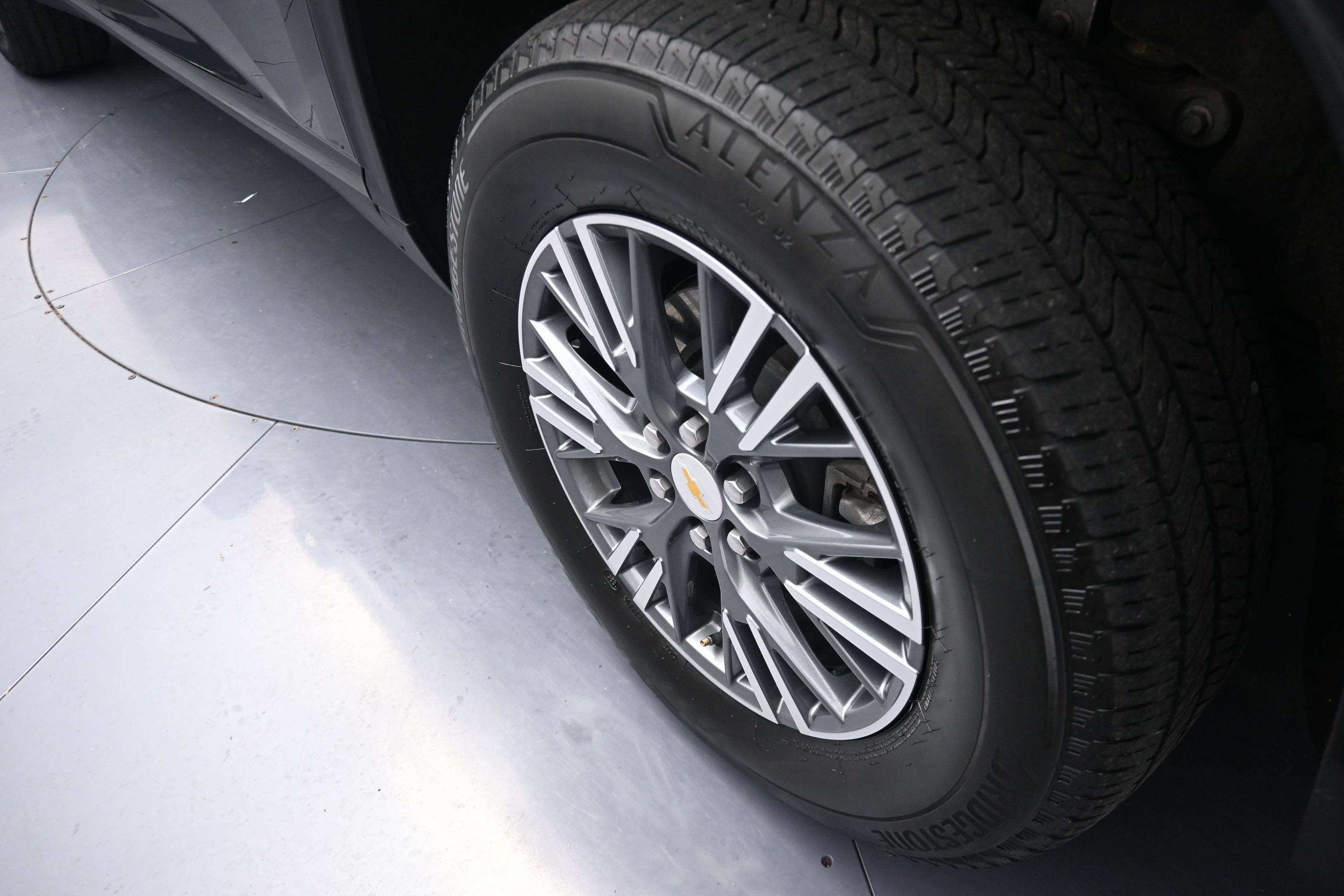 Certified 2024 Chevrolet Traverse LS FWD image 35