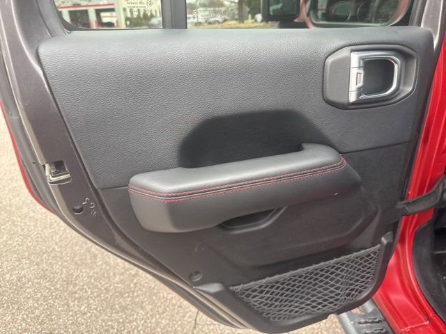 Used 2018 Jeep Wrangler Unlimited Rubicon w/ Safety Group image 22