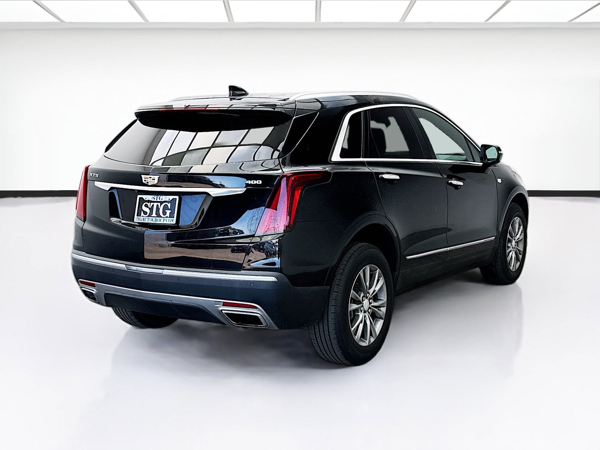 Used 2021 Cadillac XT5 Premium Luxury FWD image 4