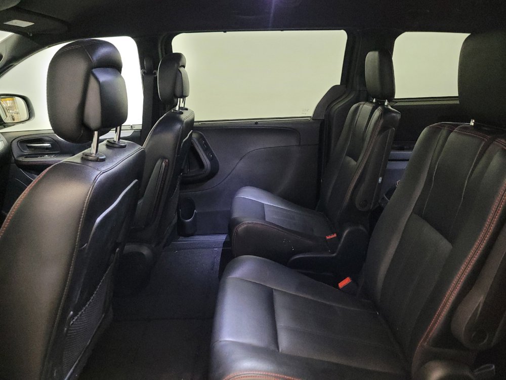 Used 2018 Dodge Grand Caravan GT FWD image 18