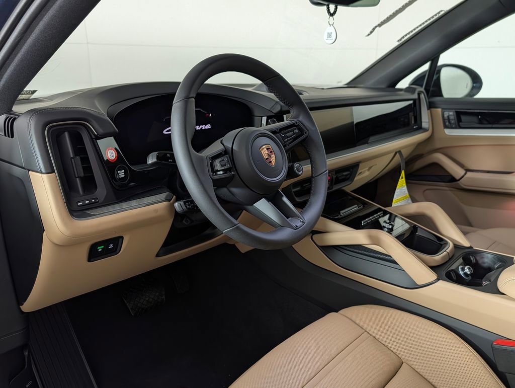 New 2026 Porsche Cayenne Coupe image 4