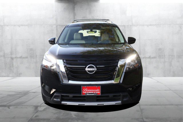 Certified 2025 Nissan Pathfinder SL FWD image 4