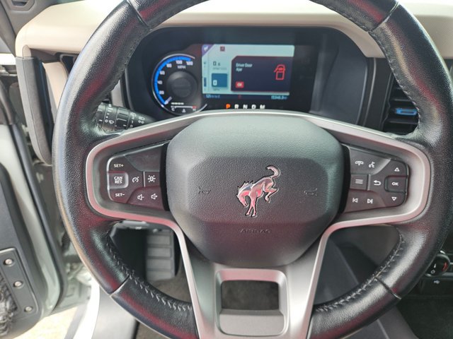 Used 2022 Ford Bronco Wildtrak AWD/4WD image 13