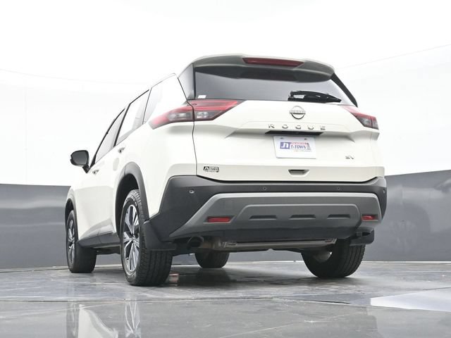 Used 2023 Nissan Rogue SV FWD image 43