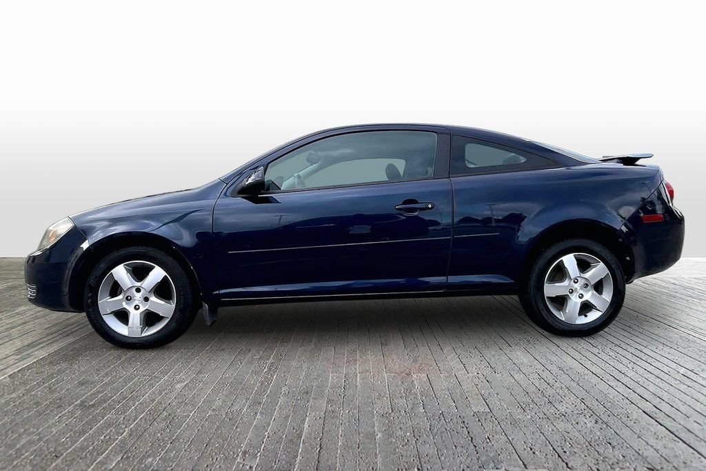 Used 2010 Chevrolet Cobalt LT w/ My Link Package FWD image 5