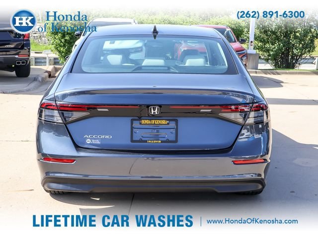 Certified 2025 Honda Accord SE image 4