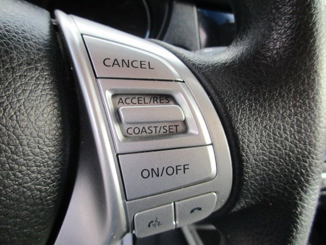 Used 2016 Nissan Rogue SV w/ SV Premium Package image 22