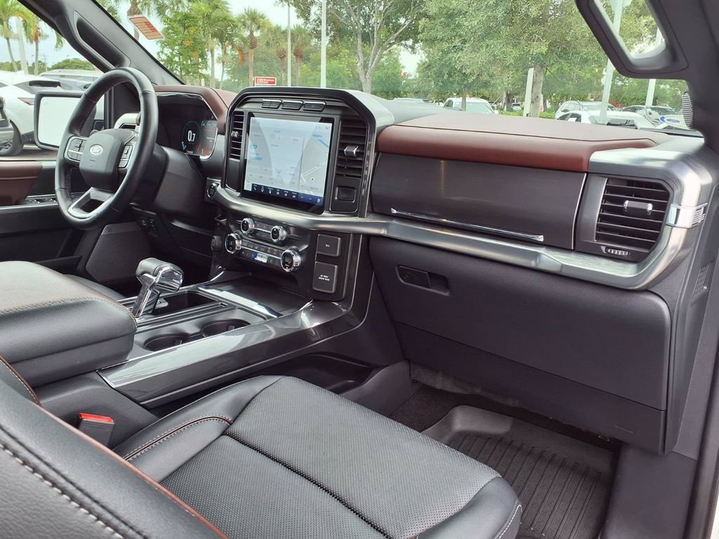 Used 2021 Ford F150 Lariat w/ Equipment Group 502A High RWD image 12