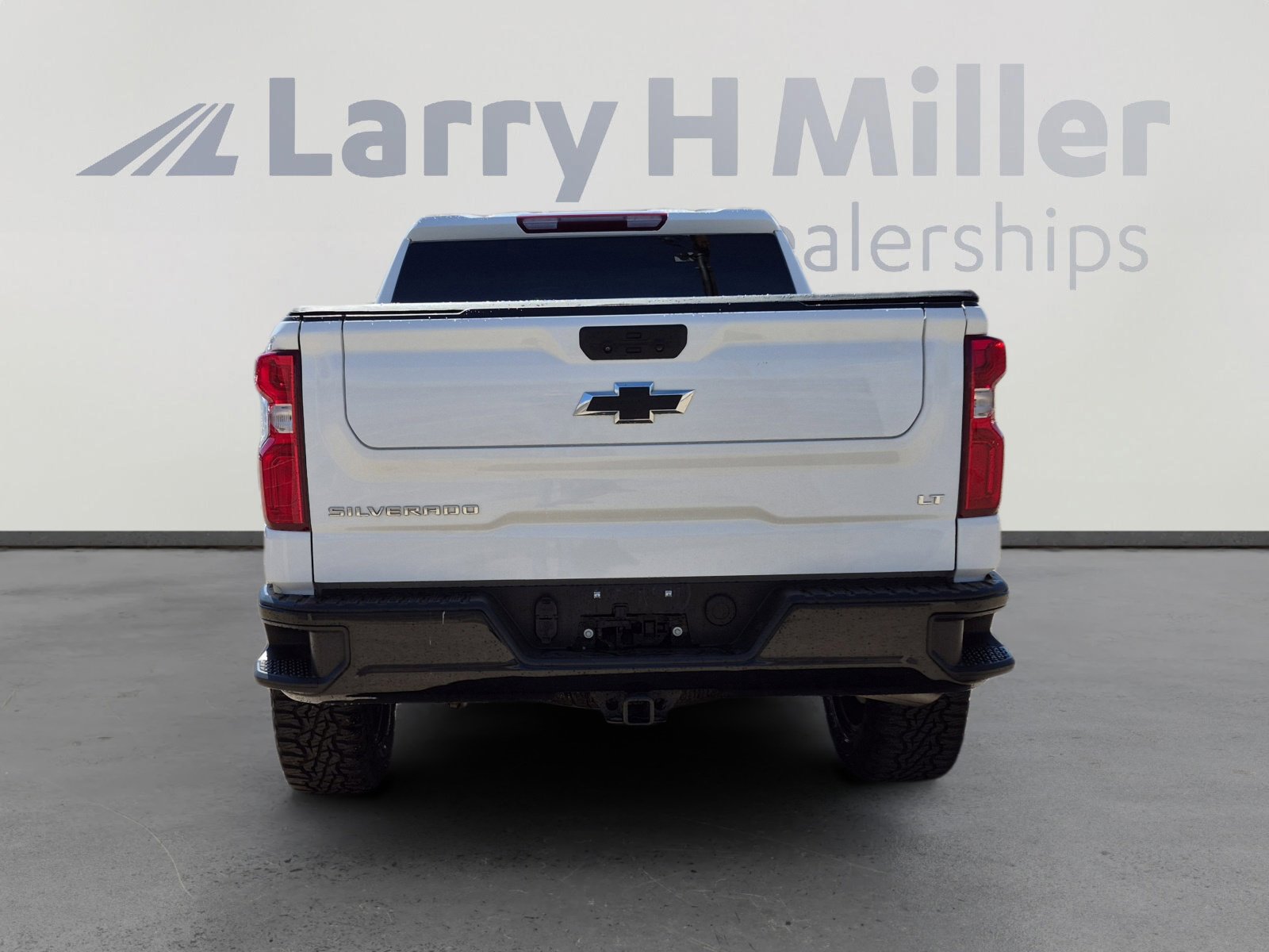 Used 2023 Chevrolet Silverado 1500 LT Trail Boss w/ Protection Package image 4