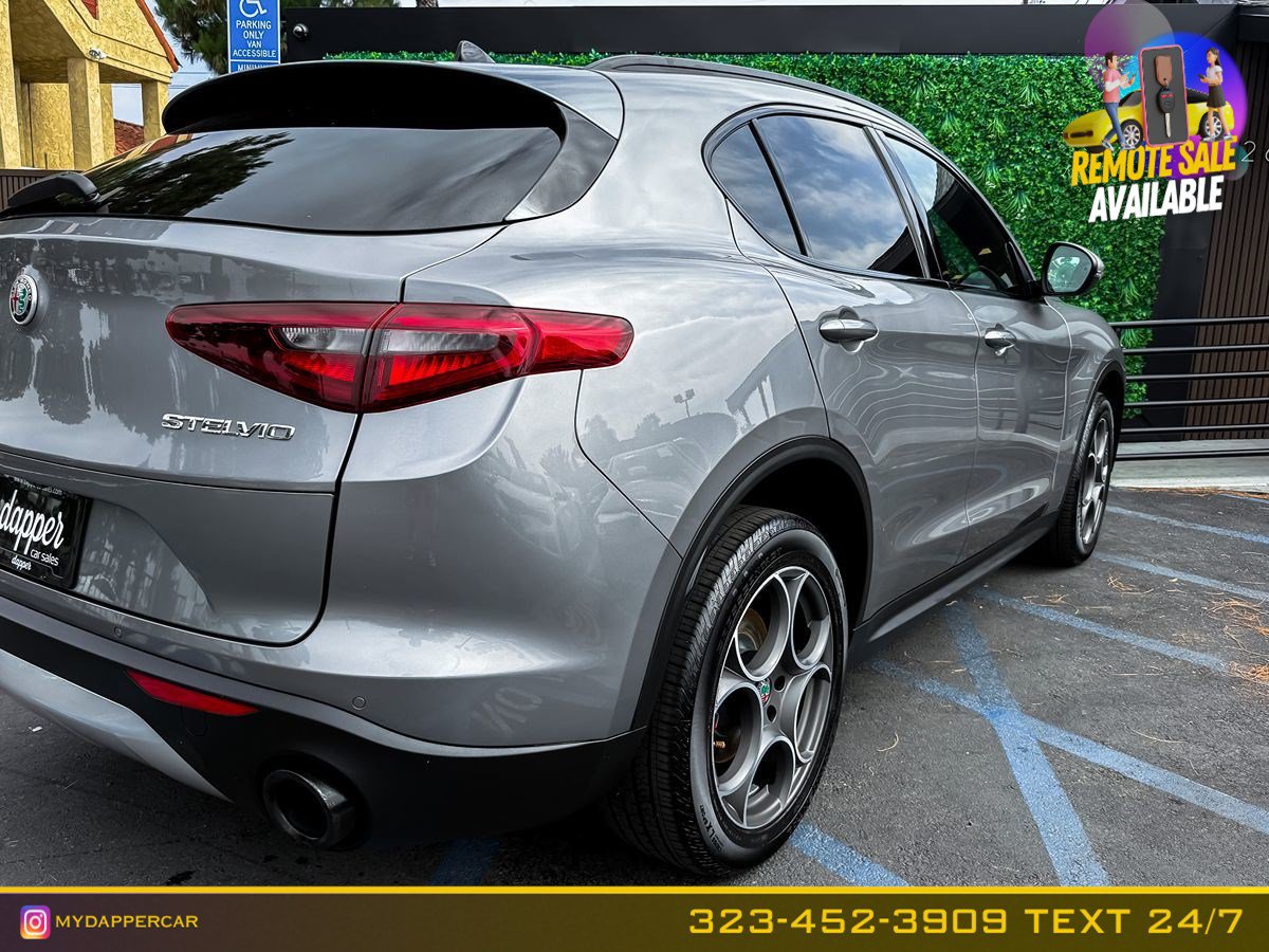Used 2018 Alfa Romeo Stelvio Ti Sport AWD/4WD image 7
