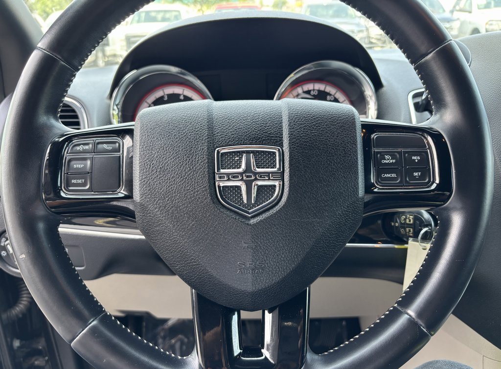 Used 2019 Dodge Grand Caravan SXT image 23