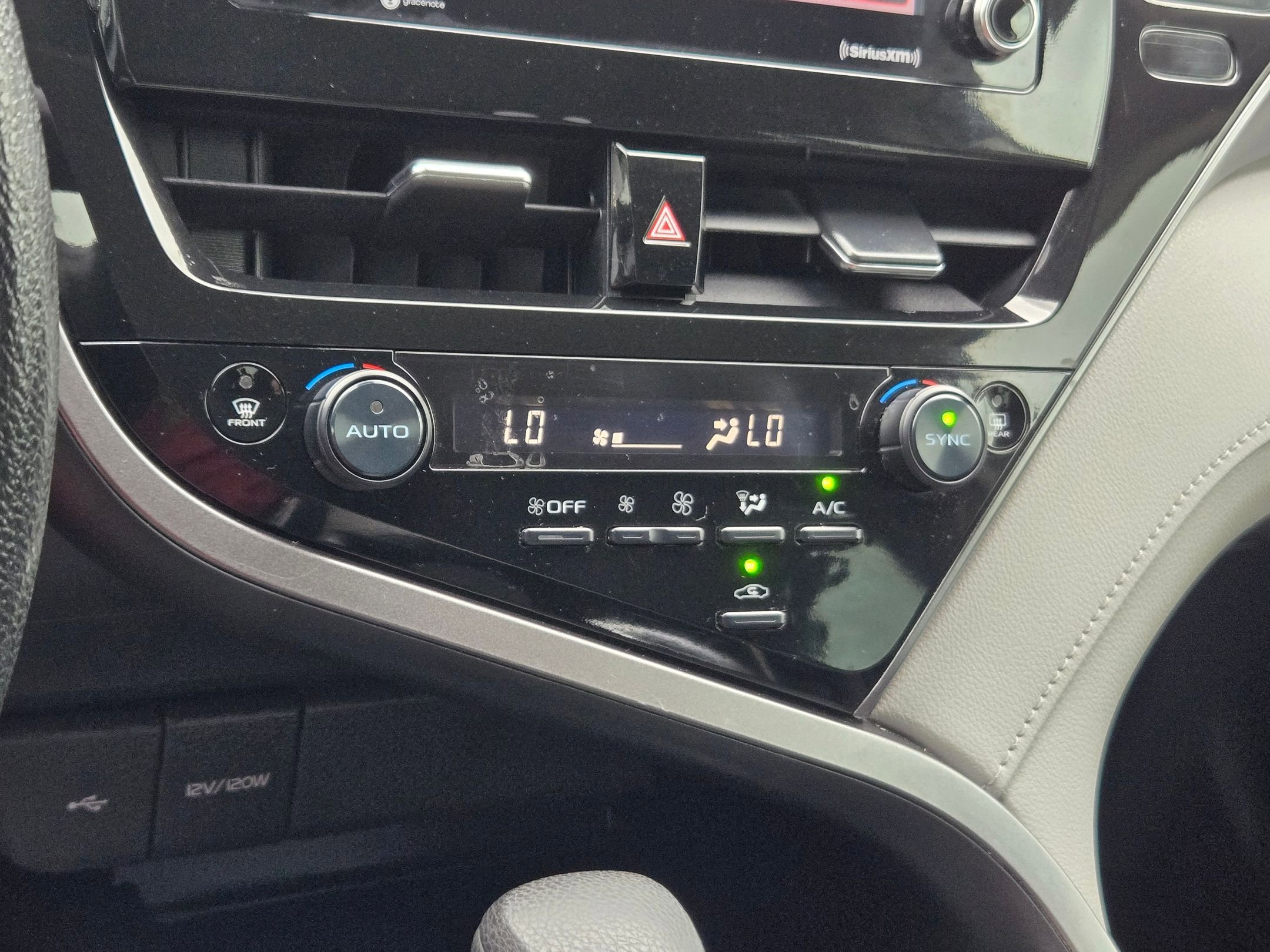 Used 2023 Toyota Camry LE FWD image 17