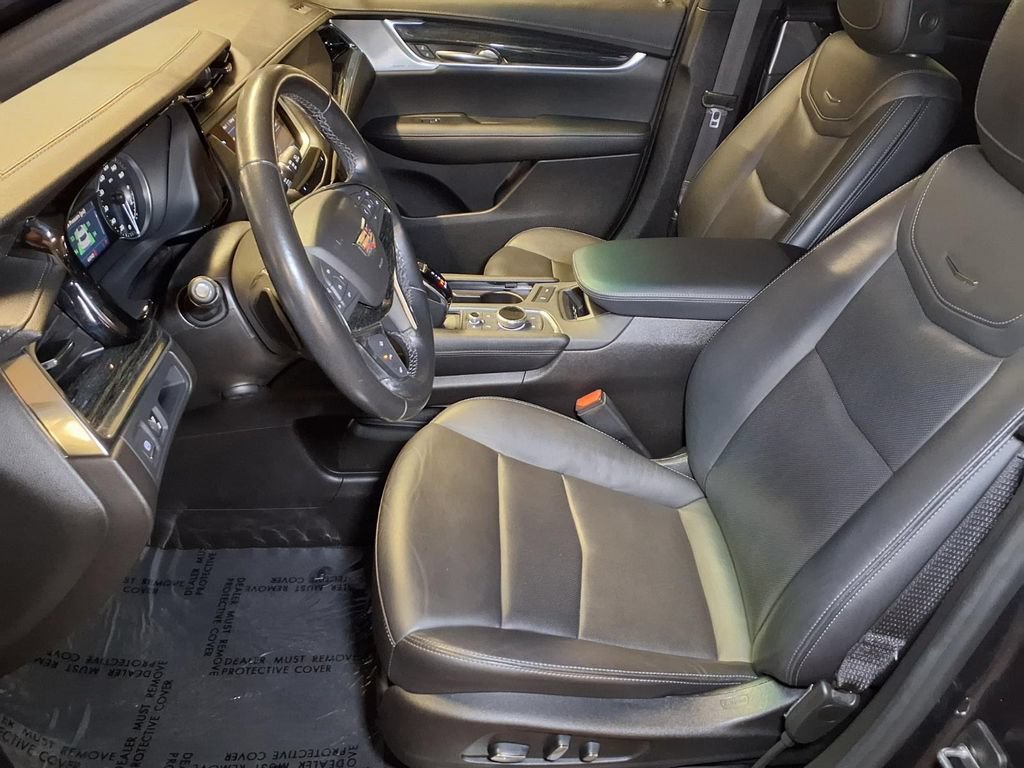 Certified 2023 Cadillac XT5 Premium Luxury FWD image 13