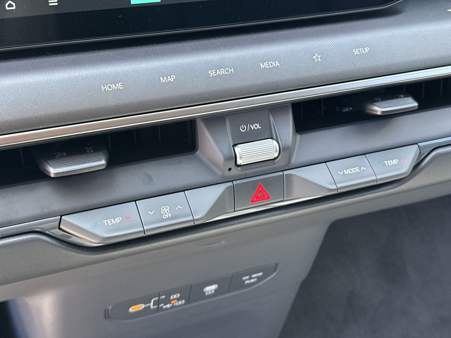 New 2026 Kia EV9 Wind AWD/4WD image 18