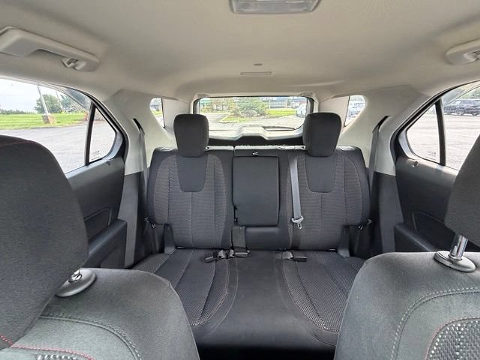 Used 2015 Chevrolet Equinox LT w/ Driver Convenience Package AWD/4WD image 19