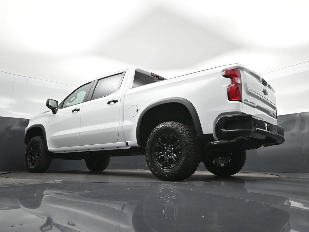 New 2026 Chevrolet Silverado 1500 ZR2 w/ LPO, Dark Essentials Package AWD/4WD image 42