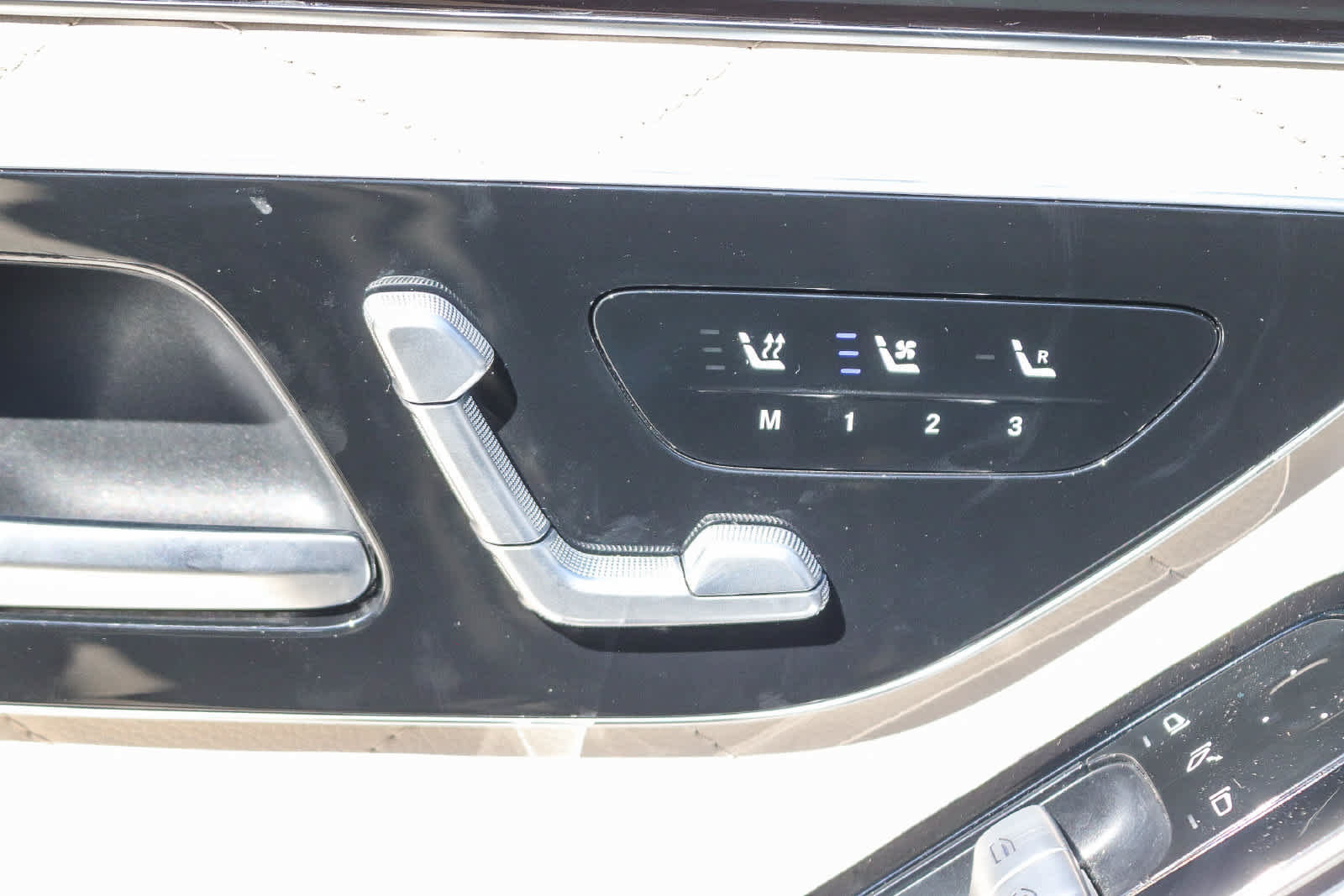 Used 2021 Mercedes-Benz S 580 4MATIC Sedan image 22