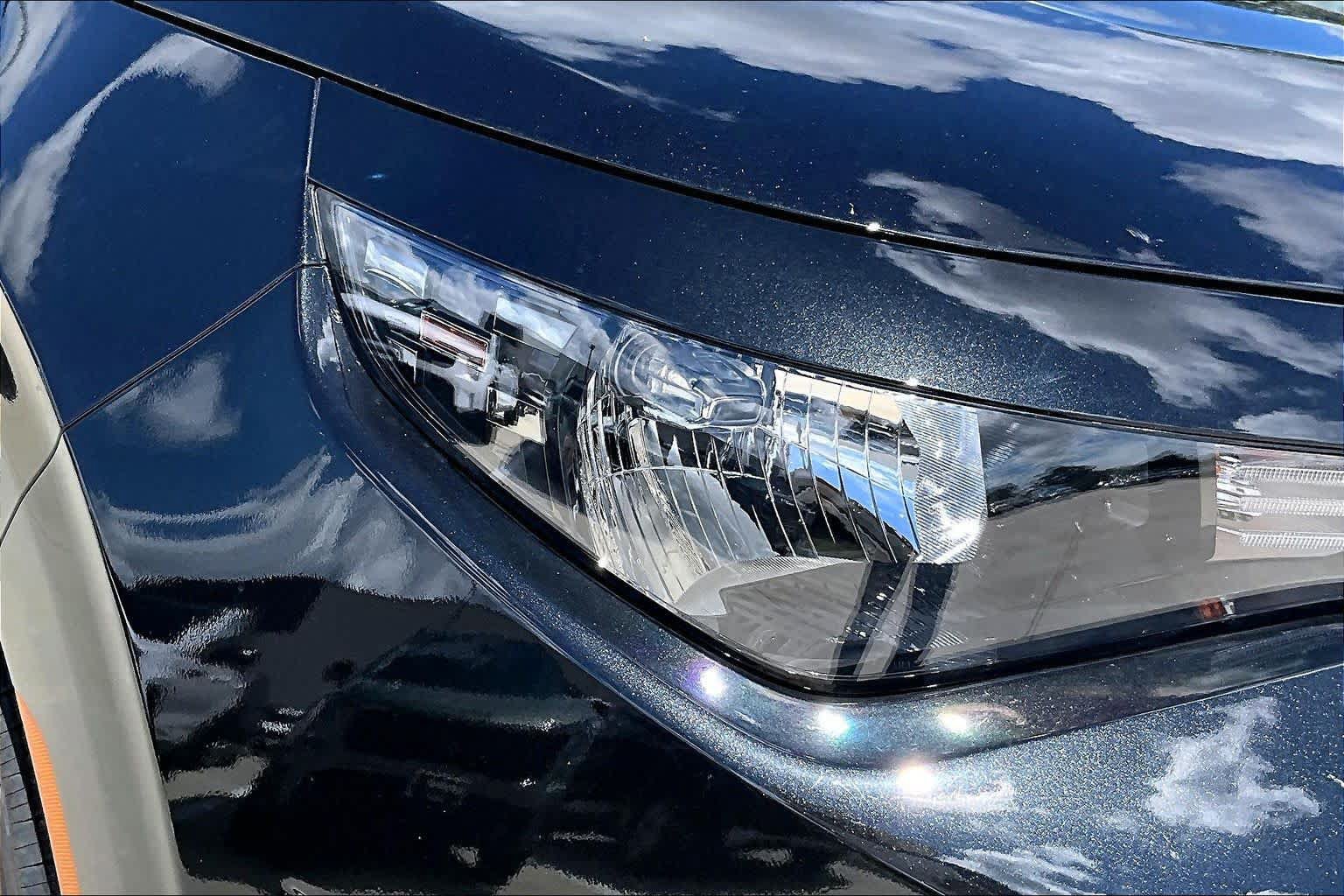 Certified 2025 Kia Soul LX w/ LX Technology Package FWD image 26