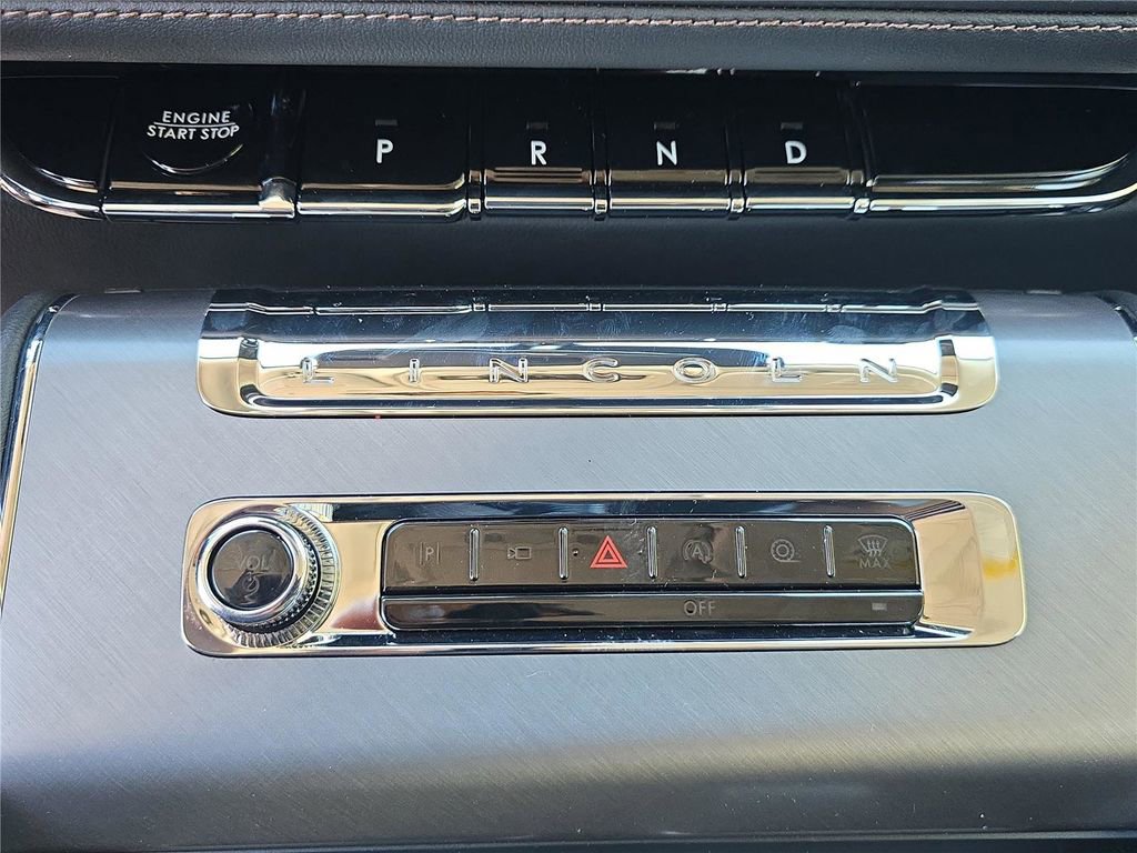 New 2026 Lincoln Aviator 2WD image 22