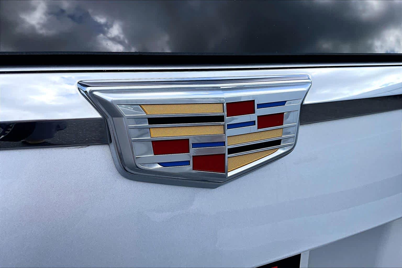Used 2019 Cadillac Escalade ESV Luxury AWD/4WD image 31