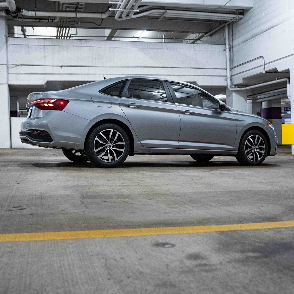 New 2026 Volkswagen Jetta SE image 6